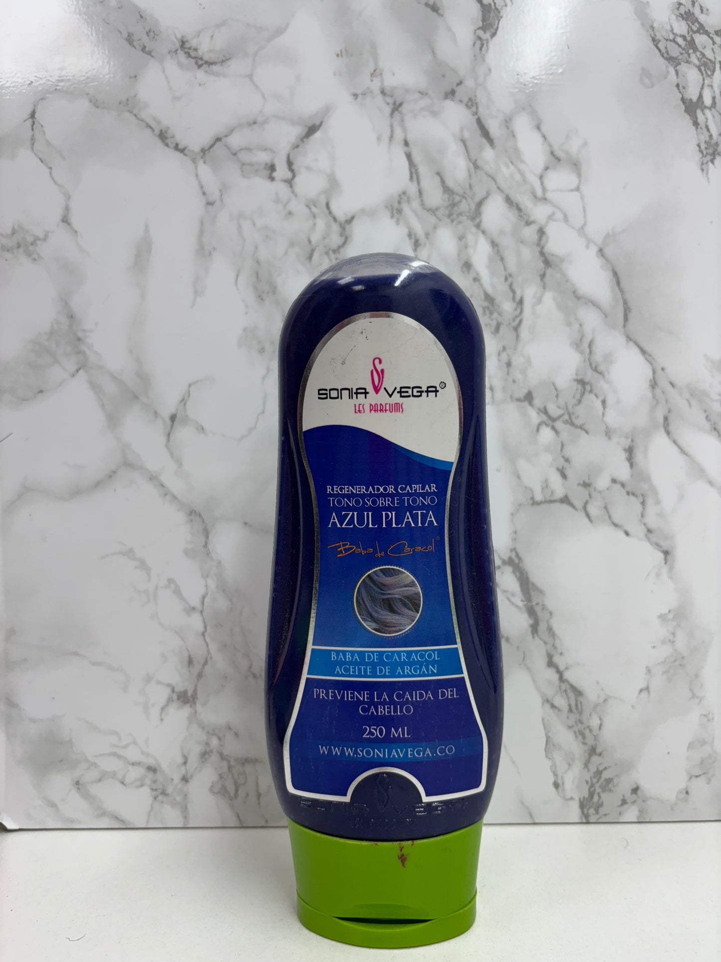 SONIA VEGA TONO SOBRE TONO X250ML AZUL PLATA