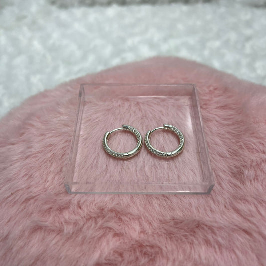 CANDONGA PLATA HUGGIES